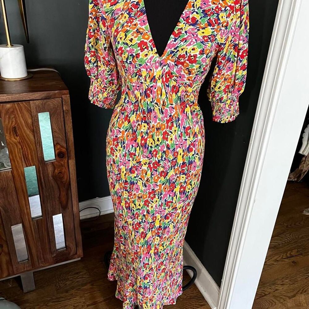 Rixo Women's Multi Color Fitted Low Cut Vintage fit Floral Dress sz 0